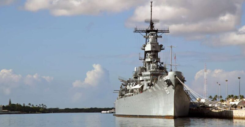 Oahu: Pearl Harbor, USS Arizona, Might Mo, & Honolulu Tour - The Experience on the Ground: What Travelers Say