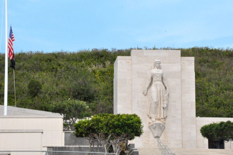 Oahu: Pearl Harbor, USS Arizona, Might Mo, & Honolulu Tour - Potential Drawbacks