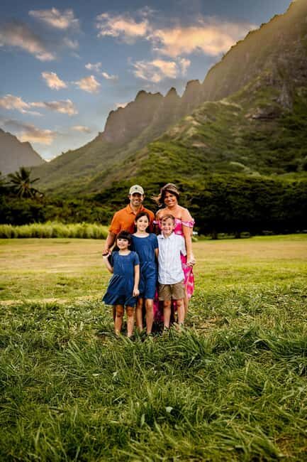 Oahu: Professional Photographer Couples and Families - Key Points
