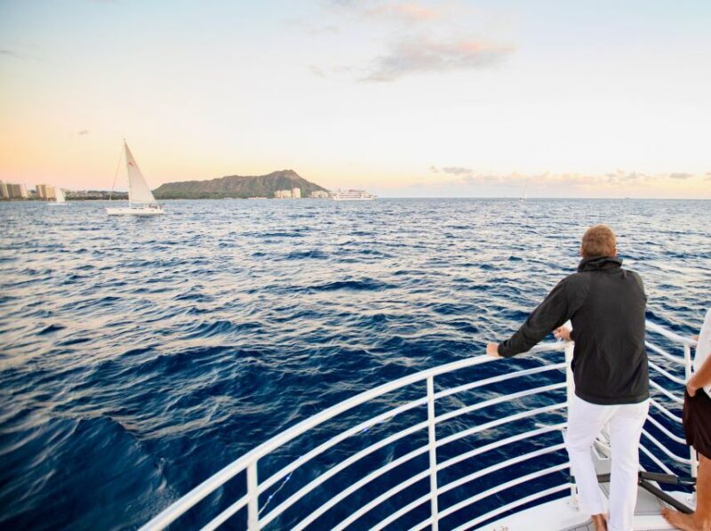 Oahu: Waikiki Whale Watching Tour-Donut and Coffee Included - FAQs