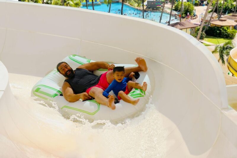 Oahu: Wet 'n' Wild Waterpark Ticket with Waikiki Transfer - Who Will Enjoy This Experience?