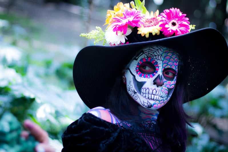 Oaxaca: Day of the Dead Evening Walking Tour with Dinner - An In-Depth Look at the Experience