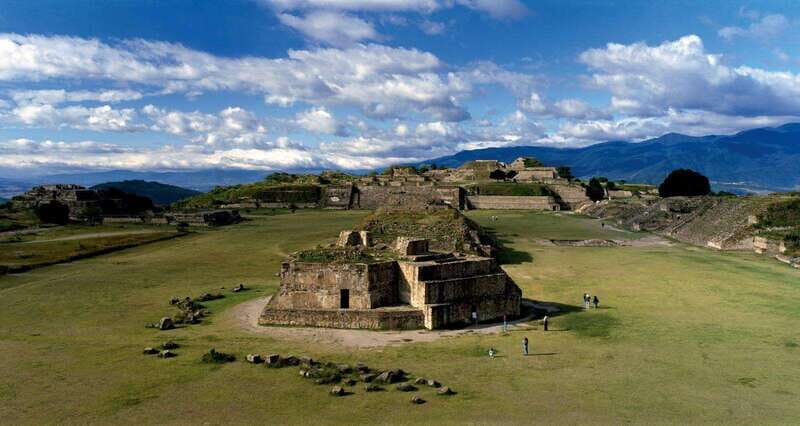 Oaxaca de Juarez: Monte Alban Half-Day Tour - The Journey Begins in Oaxaca