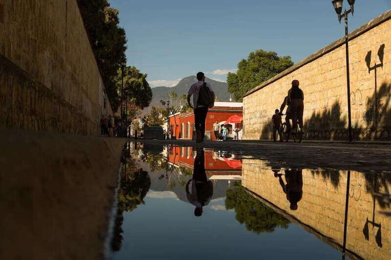 Oaxaca walking tour with a local photographer - Key Points