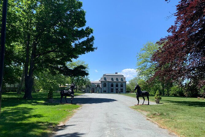 Ocean Drive Historic District: A Newport Self-Guided Driving Tour - The Sum Up