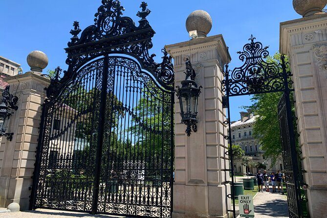 Ocean Drive Historic District: A Newport Self-Guided Driving Tour - Frequently Asked Questions