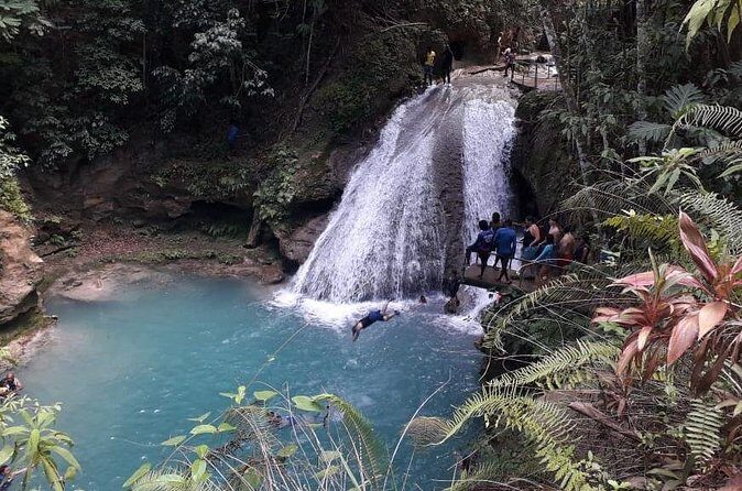 Ocho Rios Blue Hole and Dunn's River Falls Tour - The Sum Up