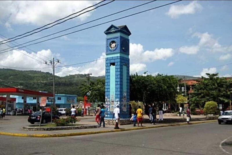 Ocho Rios: Guided Sightseeing Tour - Key Points