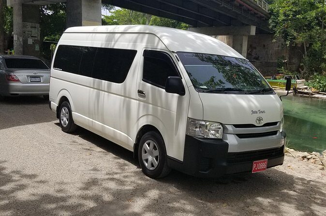 Ocho Rios Private Airport Transfer (MBJ Airport ) - Who Should Consider This Service?