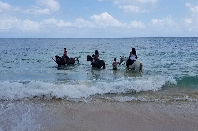 Ocho Rios Private Horse Riding, River Tubing and Rafting[Entry fee not included] - Horseback Riding: Exploring Jamaica from the Saddle