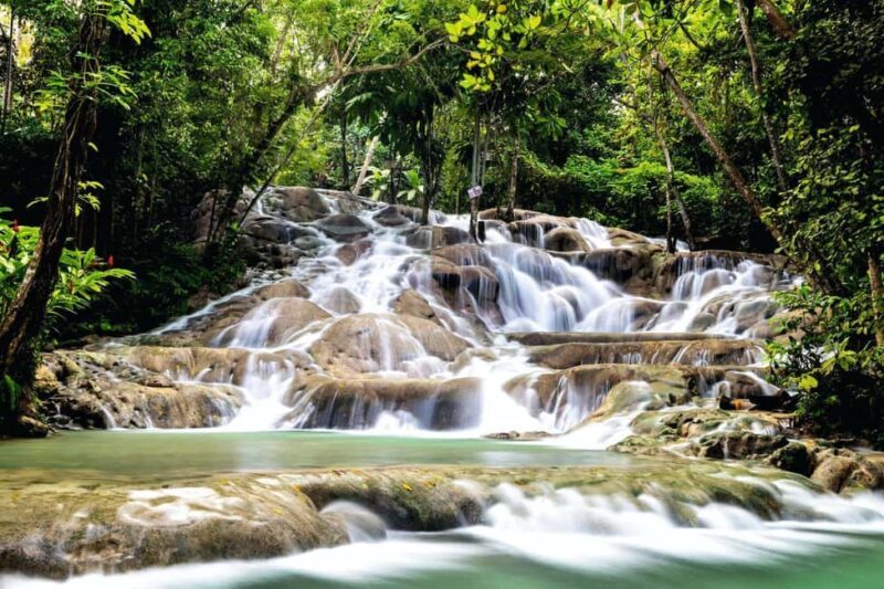 Ochos Rios: Full Day Dunn's River and Blue Hole with Lunch - A Closer Look at the Itinerary and What to Expect