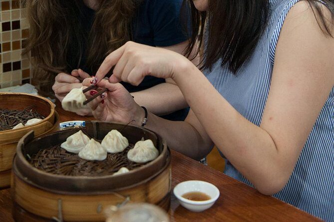 Off-beaten Route: Shanghai Old Town Discovery&Street Food Tasting - A Detailed Look at the Tour Itinerary