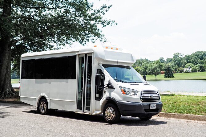 Offbeat History Tour of Richmond on a bus - What to Expect from the Tour
