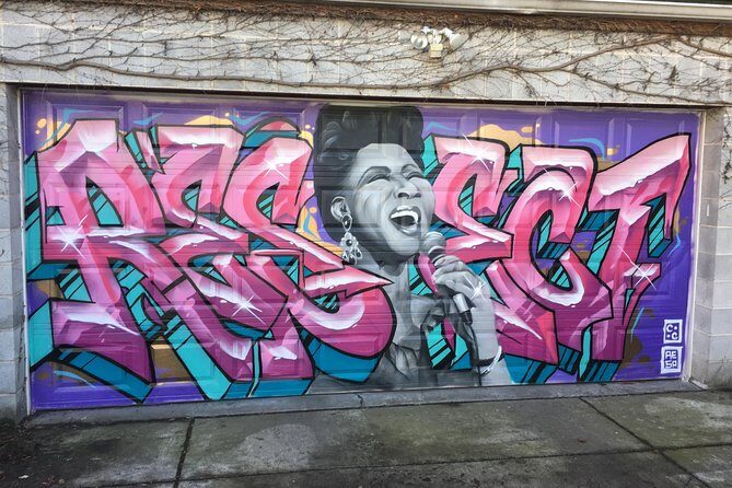 Offbeat Street Art Tour of Chicago: Urban Graffiti, Art, and Murals - The Sum Up