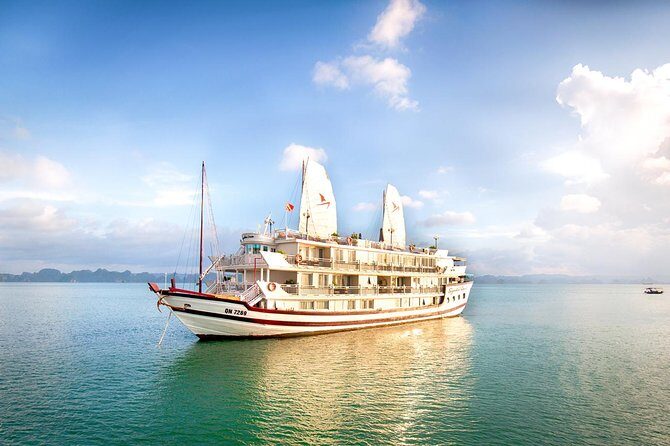 (Official) Signature Royal Cruise - 02 days 01 night program - The Sum Up