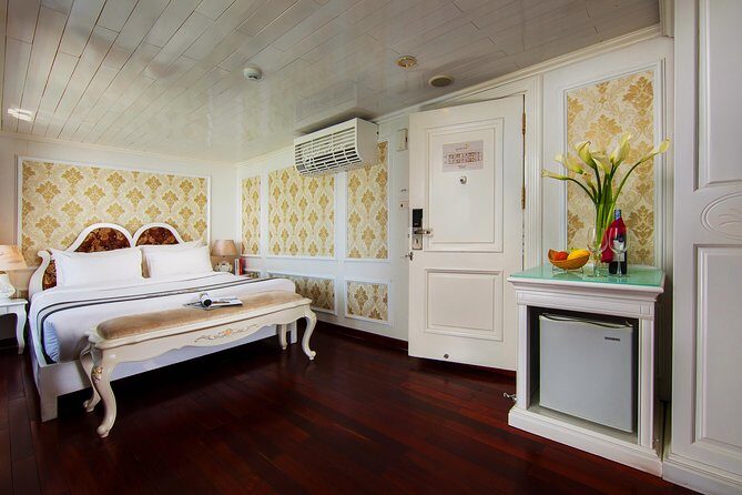 (Official) Signature Royal Cruise - 03 days 02 nights program - FAQ