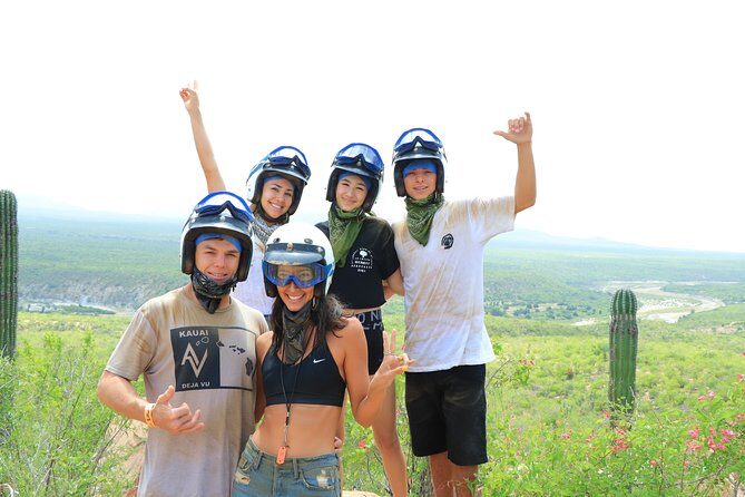 OffRoad 4X4 UTV Adventure with unlimited Lunch & Tequila - Group Size and Atmosphere