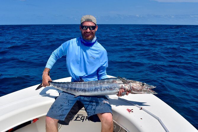 Offshore Sport & Flyfishing - 7 hours - Setting the Scene: A Day on the Pacific’s Best Fishing Grounds