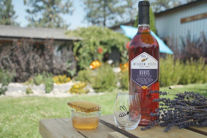 Okanagan Bee Tour and Lunch at Winery in Kelowna - The Itinerary in Detail