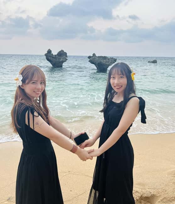 Okinawa Full Tour: Castle, Manza, Kouri, Aquarium & American - Tropical Fun at Nago Pineapple Park