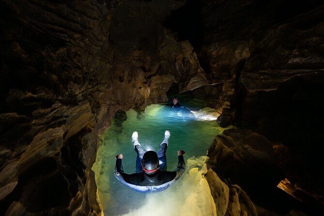 Okohua Glowworm Cave Adventure - Introduction