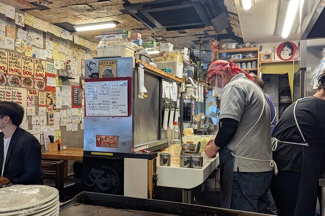 Okonomiyaki Counter: Hiroshima Edition - An In-Depth Look at the Hiroshima Okonomiyaki Tour