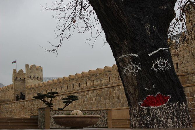Old and Modern Baku City Private Tour - The Experience and Its Value