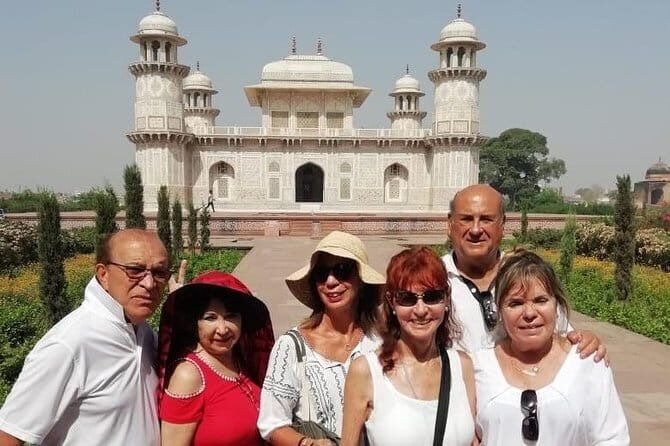 Old and New Delhi Delights Food, Culture and Heritage Tour - Who Will Love This Tour?
