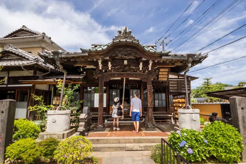 Old and Nostalgic Tokyo: Half-Day Yanaka Walking Tour - The Itinerary in Detail