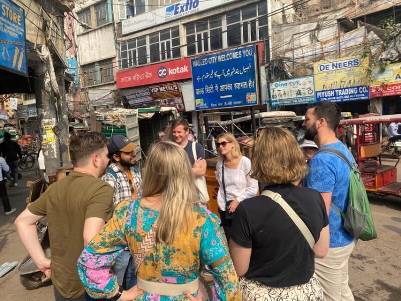 Old Delhi: Cultural & Historical Local Tour Experience - Key Points