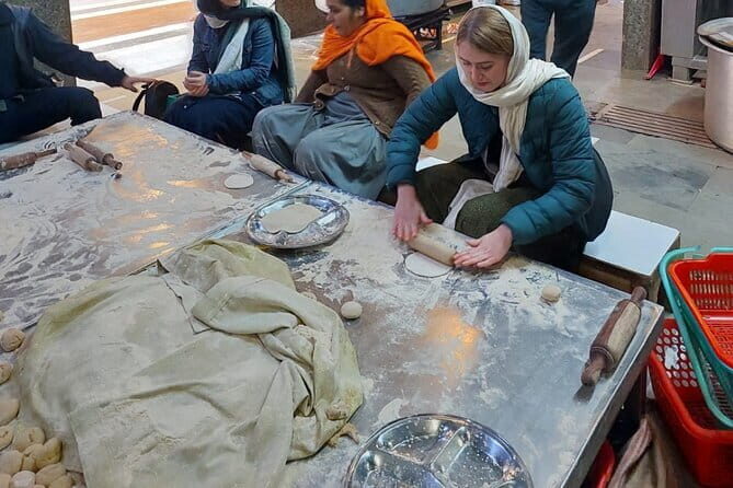 Old Delhi Spice Market and Temple Tour - Authenticity and Reviews from Travelers
