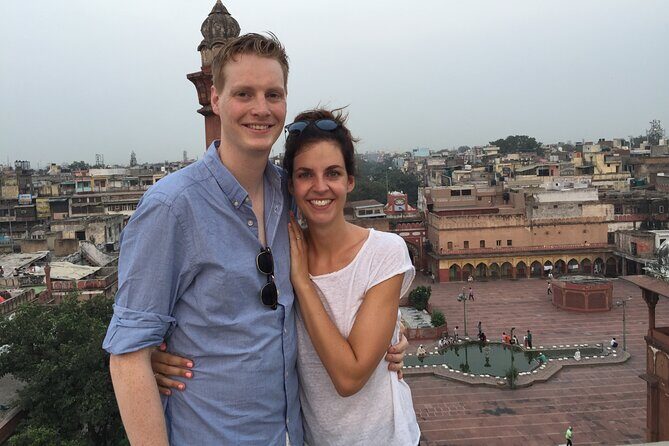 Old Delhi Tour with Local Experience - The Experience of Traveling with a Guide