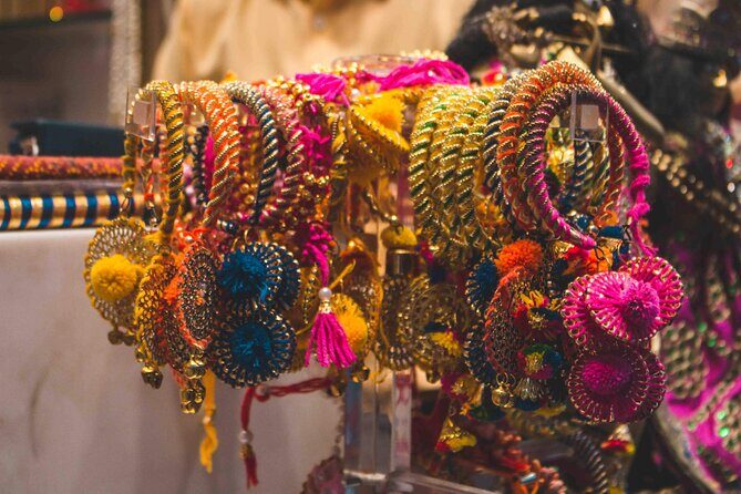Old Delhi Walk, Jama Masjid, Spice Market, Sikh Temple & Rickshaw Ride - FAQ