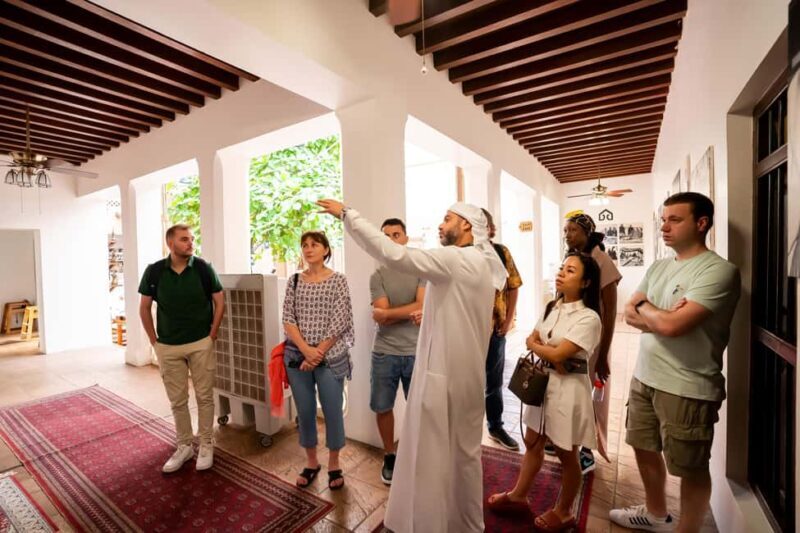 Old Dubai Guided Tour With Photographer: Souks & Street Food - Key Points