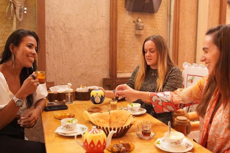 Old Dubai: Premium Guided Tour with Street Food & Abra Ride - What’s Included and How It Adds to the Value