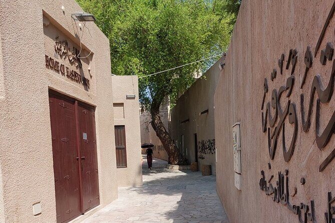 Old Dubai Walking Tour with Local/souks, boat, and local tasting. - Who Will Love This Tour?