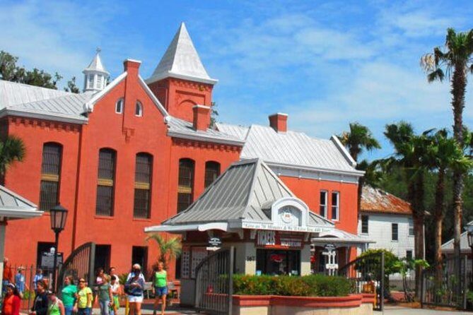Old Jail Museum Tour in St. Augustine - Who Should Consider This Tour?