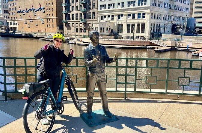 Old Milwaukee 9am E-Bike Tour - Who Will Love This Tour?