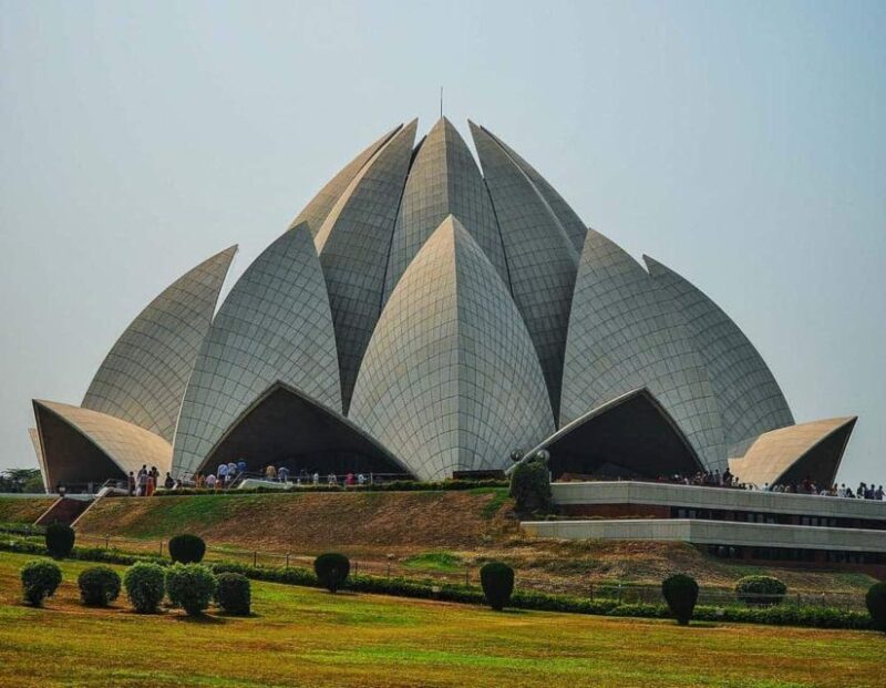 Old & New Delhi Culture & Architecture City Private Tour - Authentic Insights from Travelers