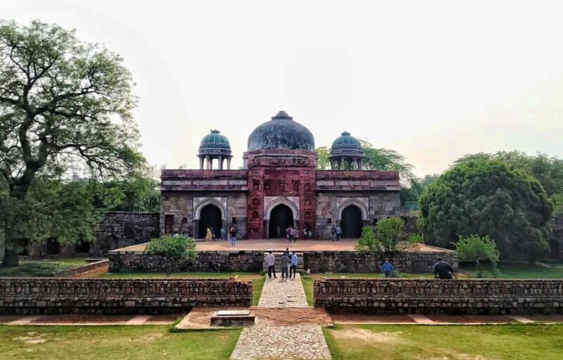 Old & New Delhi Private Day Tour with Street Food - Exploring the Itinerary: What Makes Each Stop Special