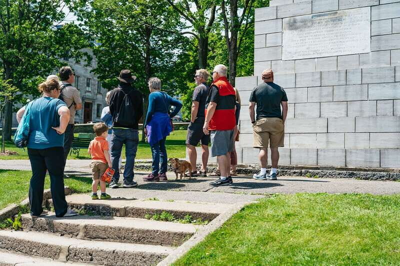 Old Quebec City: Grand Walking Tour with Private Option - The Sum Up