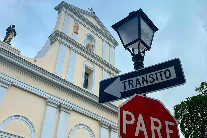 Old San Juan Walking Tour with a Local Certified Guide - Plaza del Quinto Centenario
