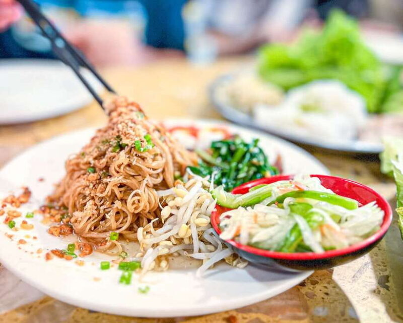 Old Siem Reap Sunset Food Tour by Tuk-Tuk - The Itinerary in Detail: What to Expect