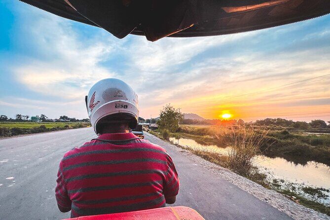 Old Siem Reap Sunset Food Tour by Tuk-tuk - Key Points