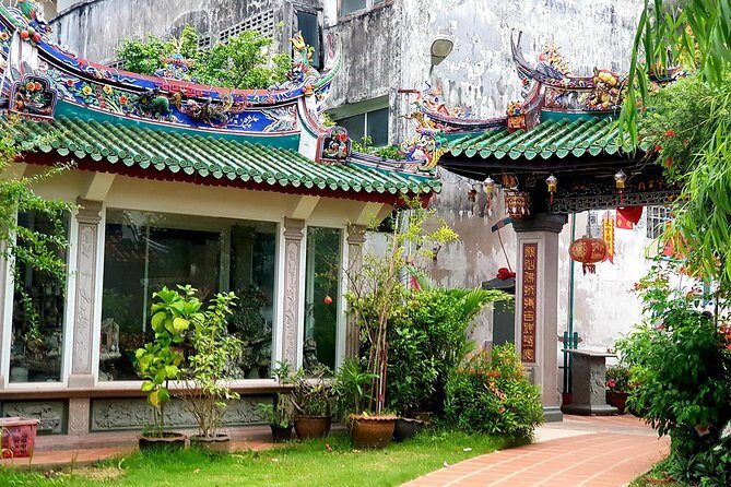 Old Town Cultural Heritage Tour of Phuket - The Family Dinner with a View