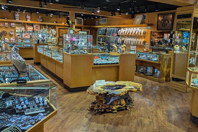 Old Town Scottsdale's Art District: A Self-Guided Tour - Is It Worth the Price?