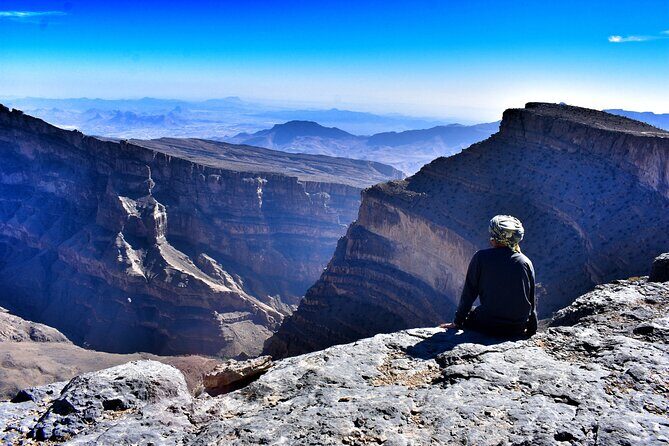 Oman Grand Canyon, Jebel Shams & Nizwa Full Day Tour - Key Points