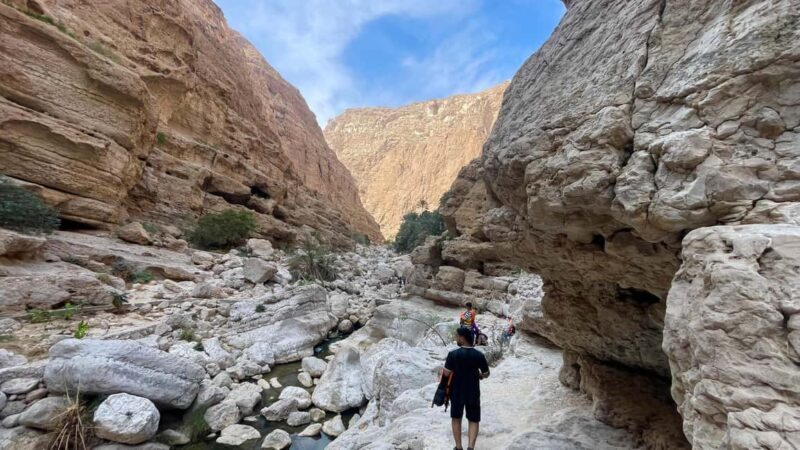 Oman: Wadi Shab, Bimmah Sinkhole, and Fins Beach Camping - Authentic Experience and Cultural Highlights