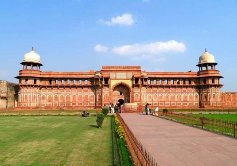 One-Day Agra Tour from Delhi by Gatimaan Express - A Practical Overview of the Tour