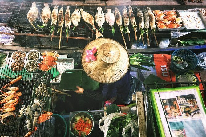 One Day Bangkok Everything - The Traveler’s Perspective: Pros and Cons